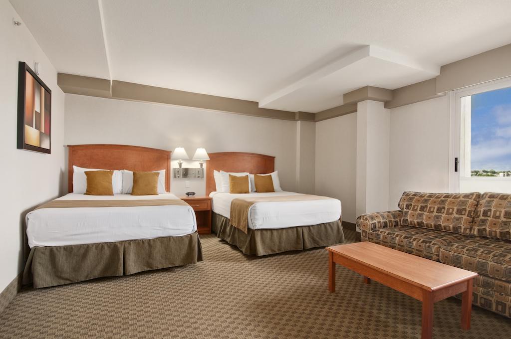 Ramada By Wyndham Edmonton South Hotel Cameră foto